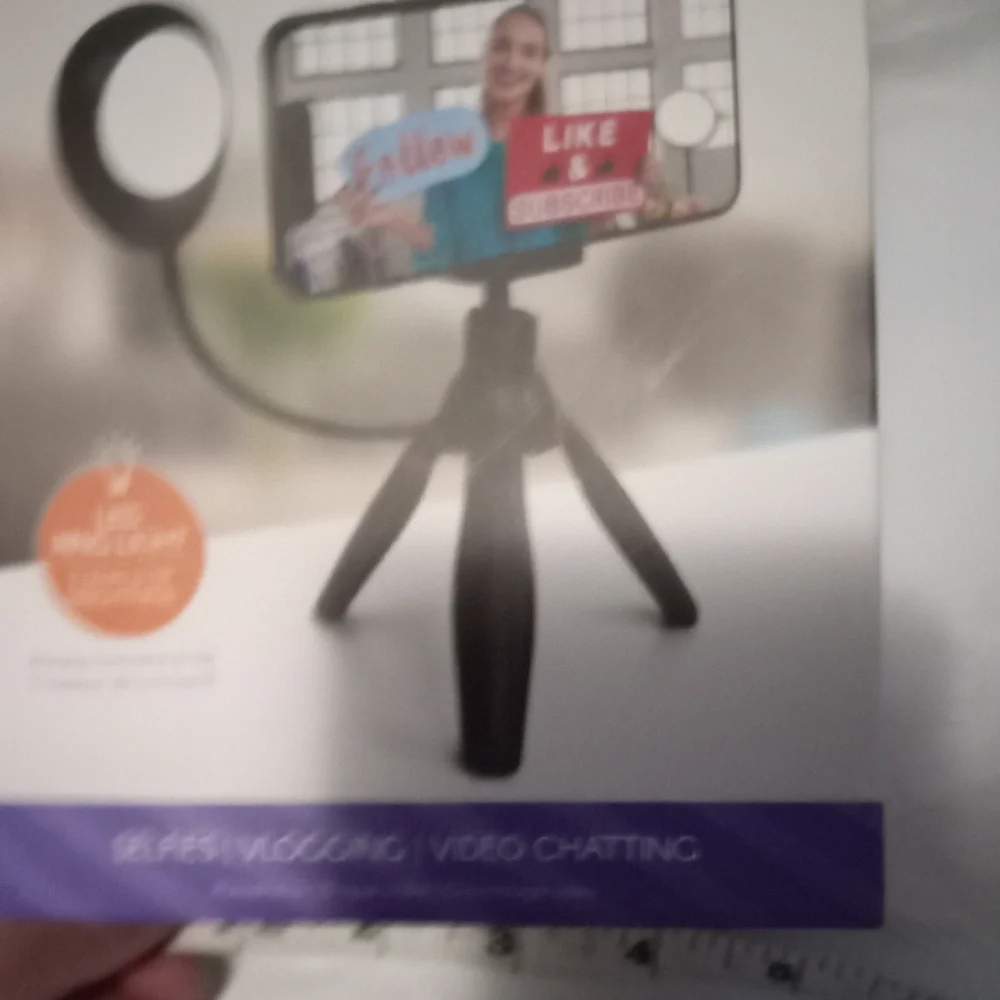 Creator Studio/Selfie Stick